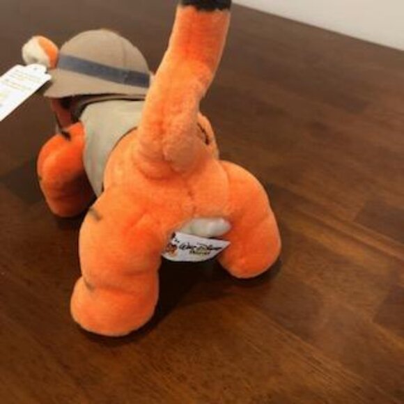Walt Disney World Animal Kingdom Safari Tigger Plus Collectible Doll NWT. - Picture 16 of 16
